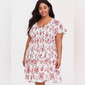 Torrid Ivory & Red Floral Smocked Challis Skater Dress Sz 2X